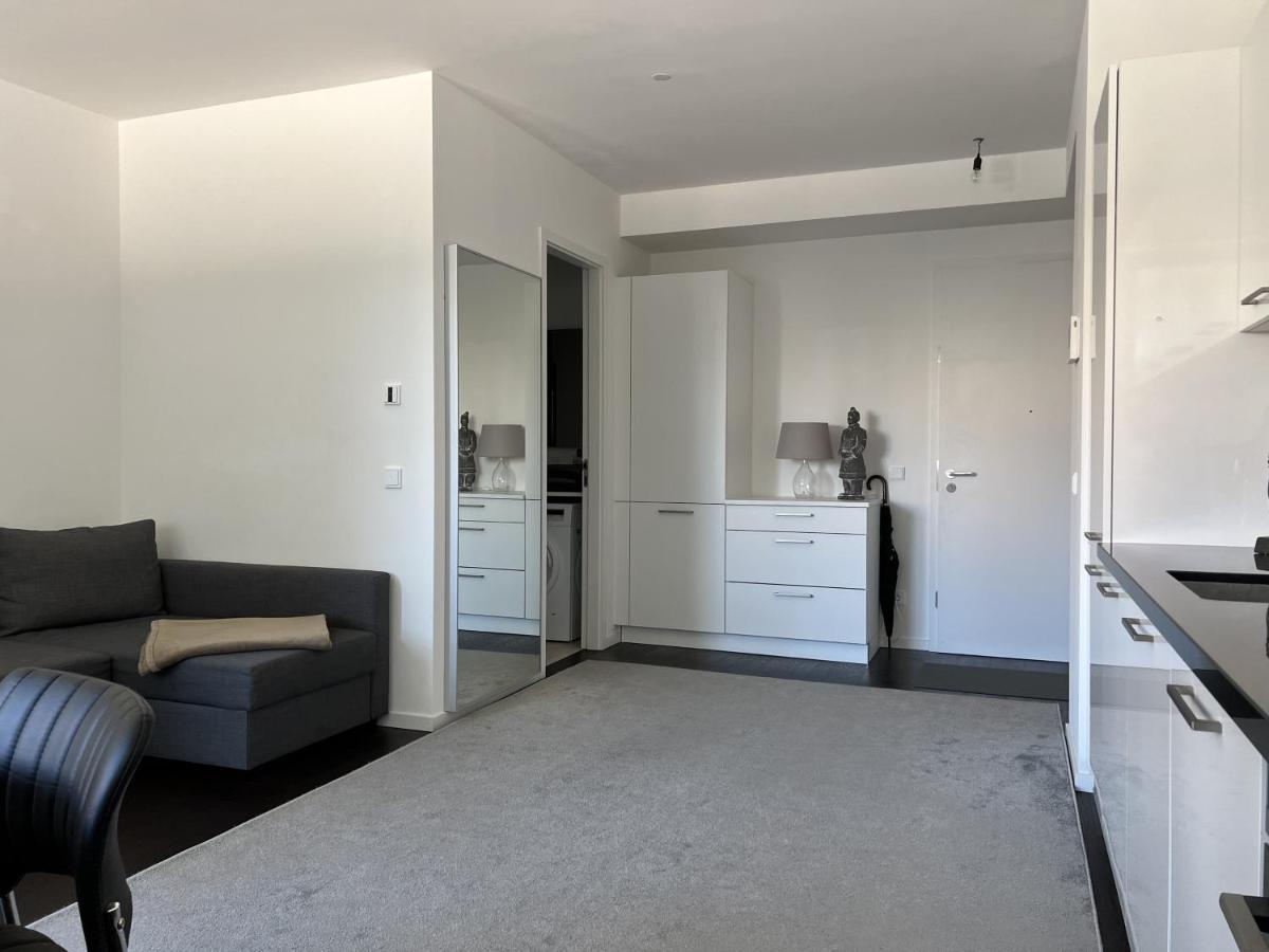 Luxury Waterfront Apartment Берлин Екстериор снимка